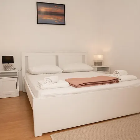 Kuca Za Odmor Kameni Dvori Prázdninový dům Zadar