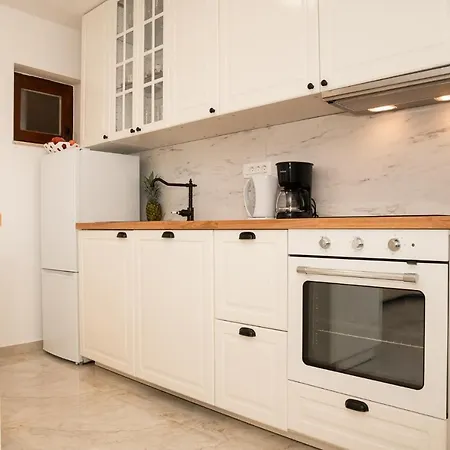 Kuca Za Odmor Kameni Dvori Vakantiehuis Zadar