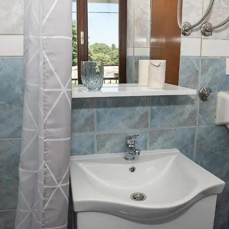 Kuca Za Odmor Kameni Dvori Prázdninový dům *