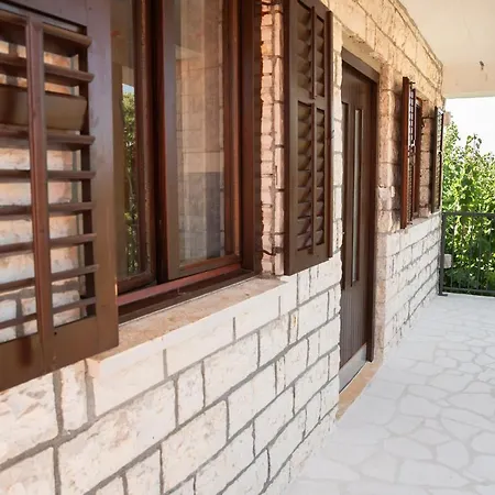 Kuca Za Odmor Kameni Dvori Ferienhaus *