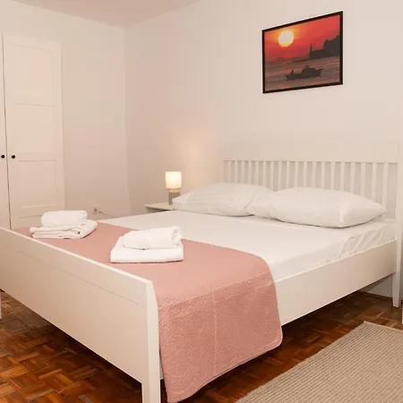 Kuca Za Odmor Kameni Dvori Holiday home