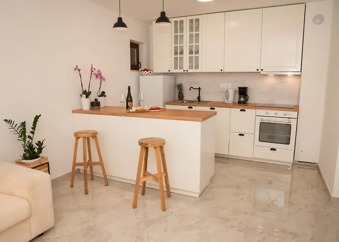 Kuca Za Odmor Kameni Dvori Дом отдыха