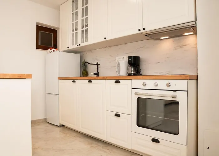 Kuca Za Odmor Kameni Dvori Дом отдыха Задар