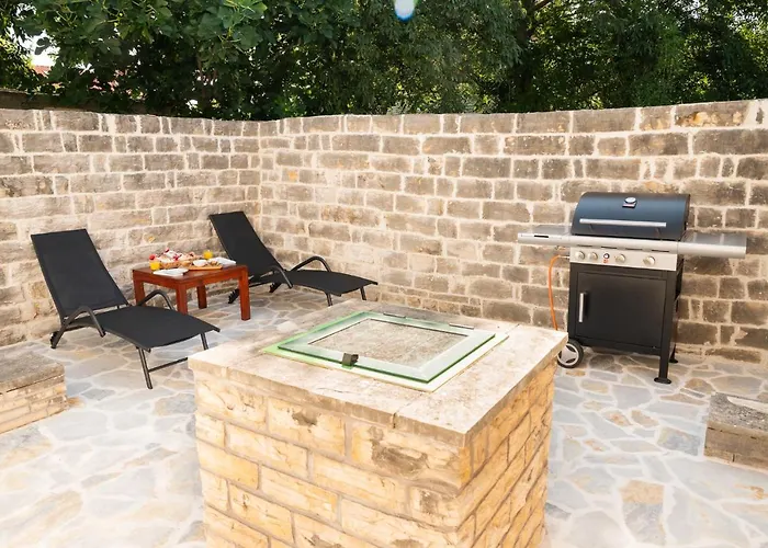 Kuca Za Odmor Kameni Dvori